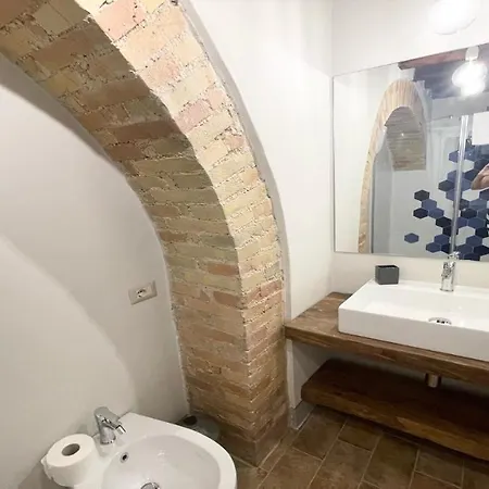 农家乐 Exclusive Pool-open All Year-spoleto Biofarm-slps 8-village Shops, Bar1 Km 6 Poreta